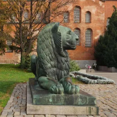 Homely In Lozenets Apartment Sofia