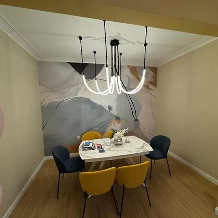 Homely In Lozenets Apartment *